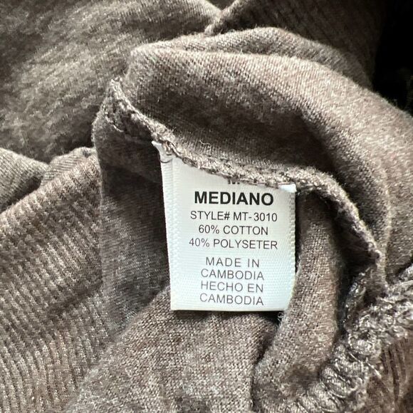 Woman’s top - Picture 6 of 6